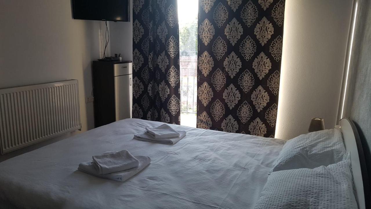 Apartament Teo Карансебеш Экстерьер фото